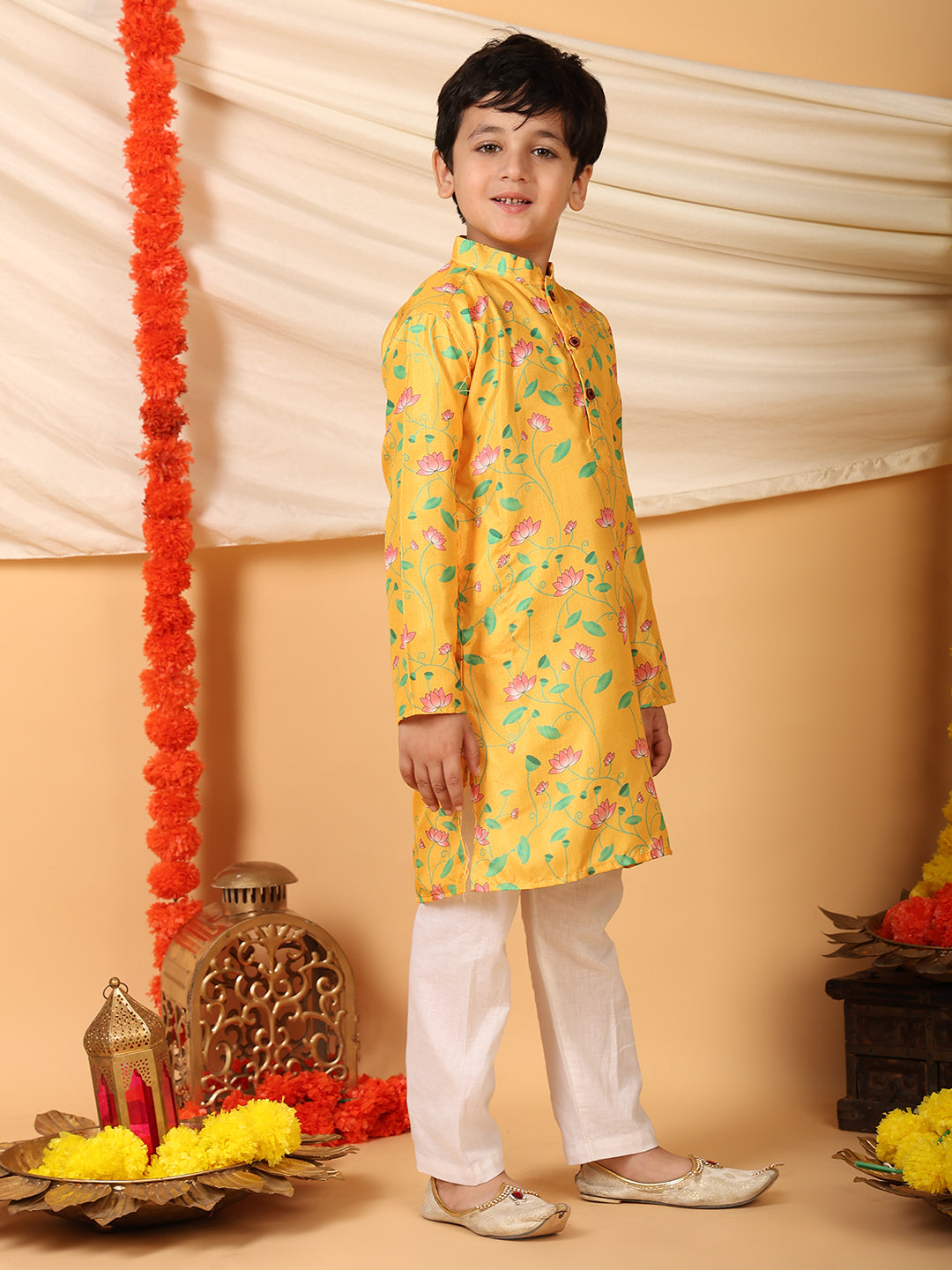 Yellow Floral printed Kurta with pajama