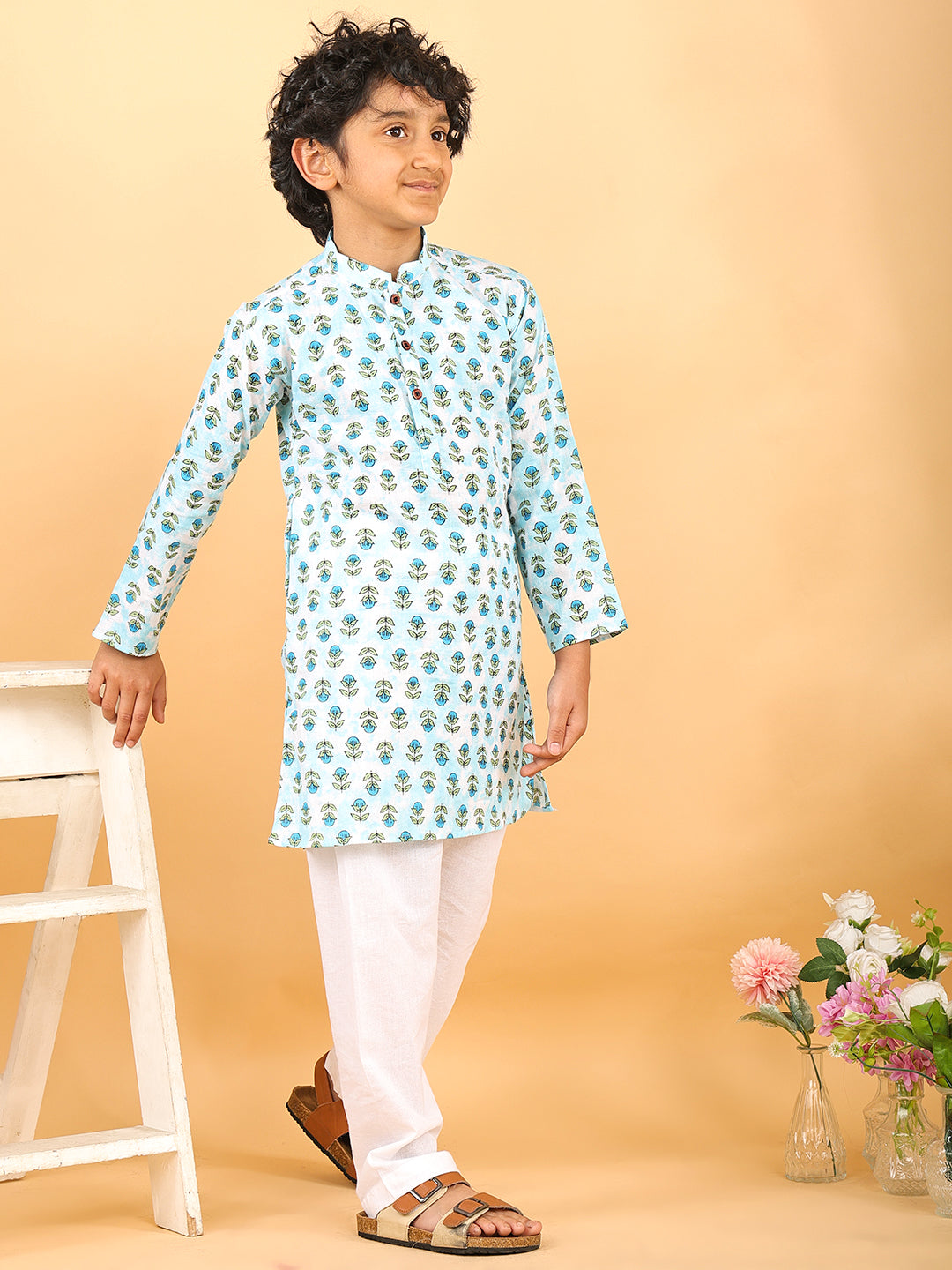 Blue Floral Print Kurta with Pajama