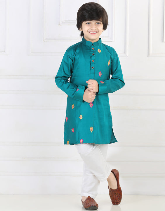 Green Embroidered patch work Kurta Set