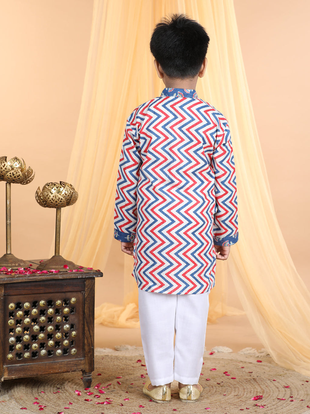 Blue & Red Zig Zag Kurta with floral patch Kurta Set