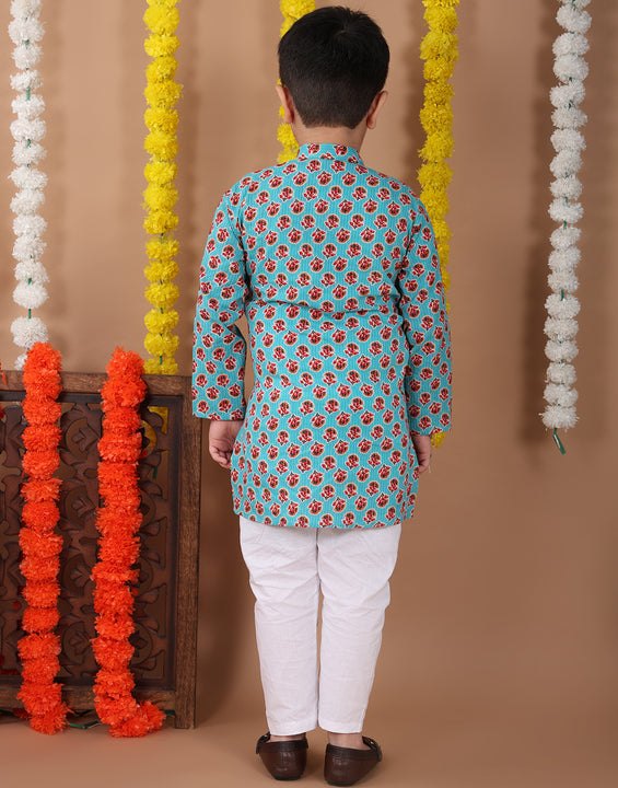 Green Cotton Floral Printed Katha Kurta with pajama