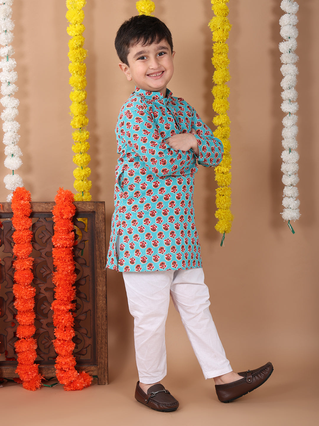 Green Cotton Floral Printed Katha Kurta with pajama