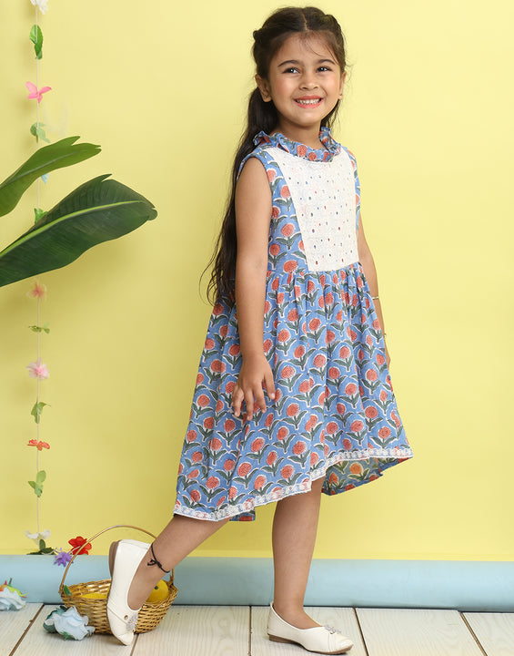 Blue pink floral printed with hakoba patch dress