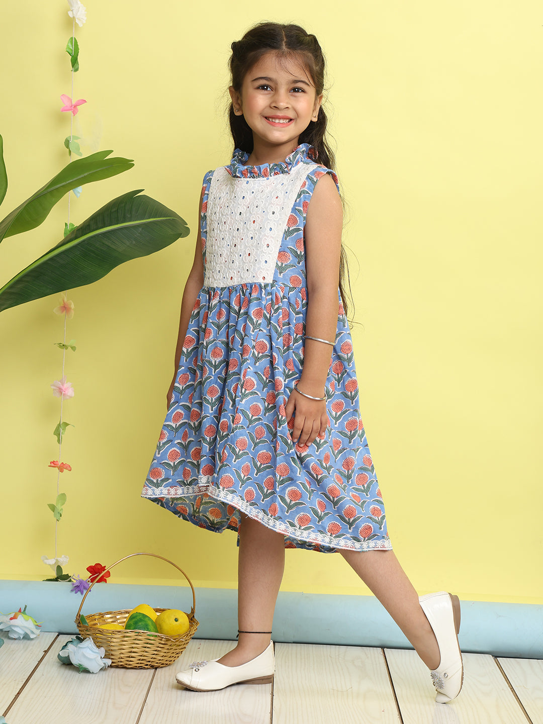 Blue pink floral printed with hakoba patch dress