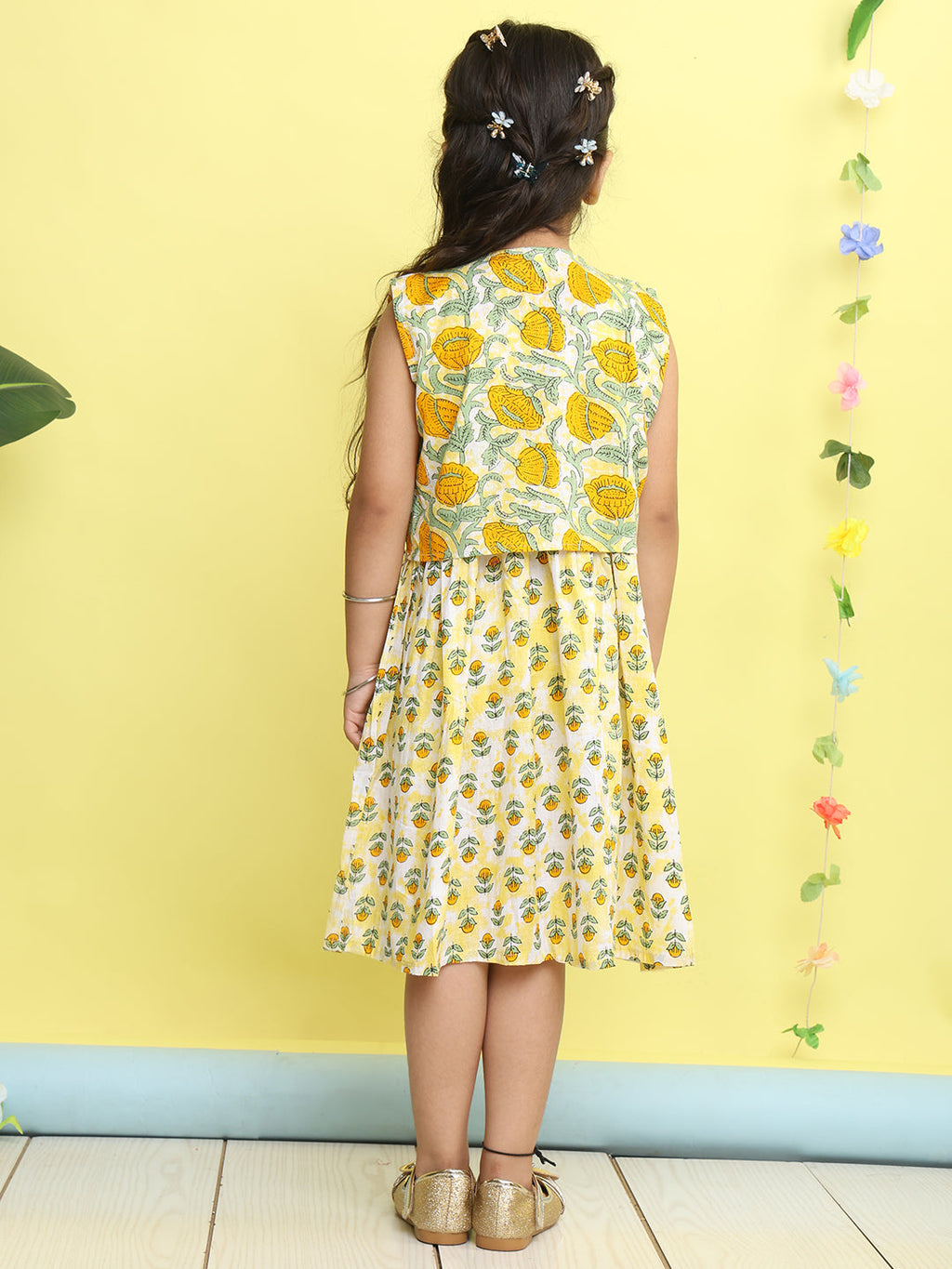Yellow cotton floral printed Dress with sleeveless jacket