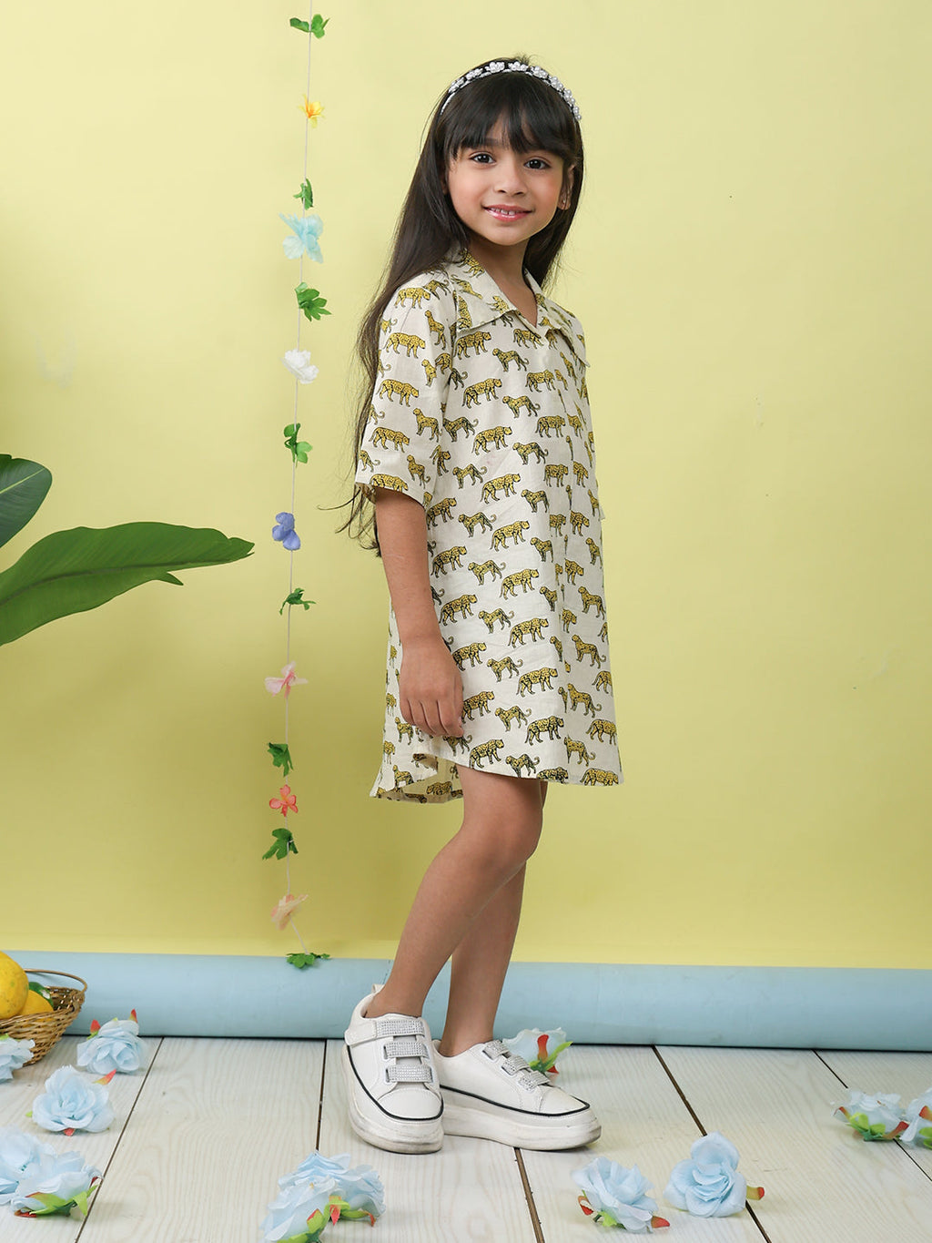 White cotton tiger printed 3/4 sleeves shirt Dress
