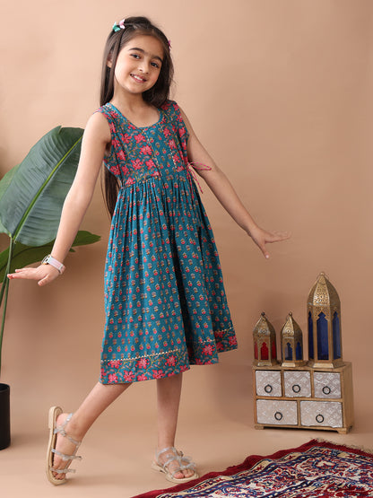 Blue Cotton printed sleevless dress