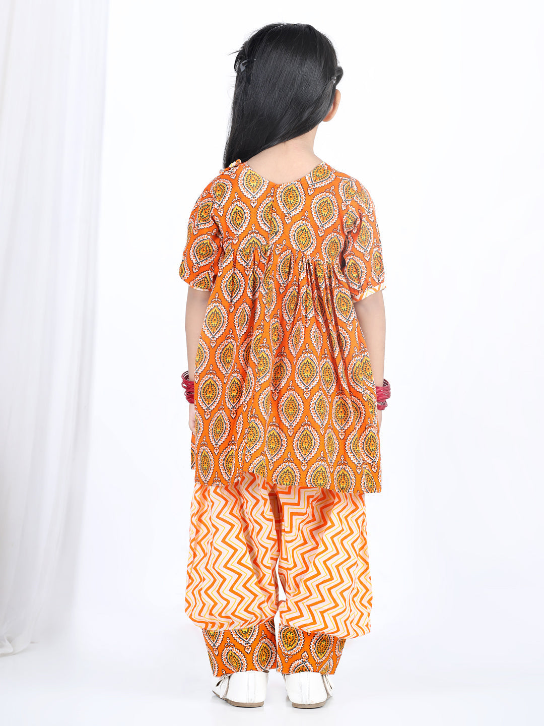 Half Sleeves Printed Ethnic Kurta With Salwar