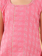 Peach Katha sleeveless kurti with printed dhoti