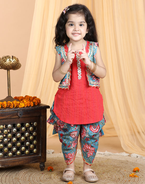 Floral printed dhoti and Jacket paired with katha Kurti