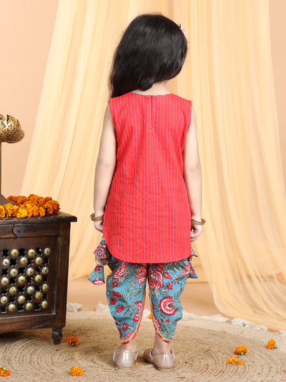 Floral printed dhoti paired with katha Kurti with a lace border at the neckline