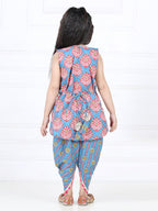 Sleeveless Ethnic Motif Printed Lace Detailed Kurta & Dhoti