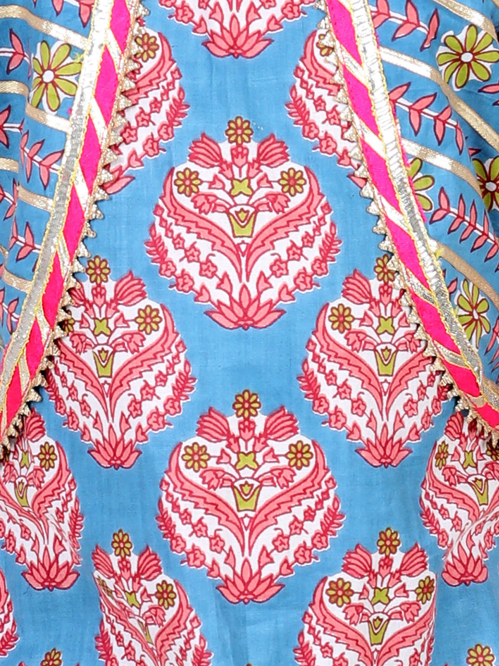 Sleeveless Ethnic Motif Printed Lace Detailed Kurta & Dhoti