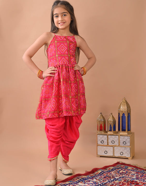 Pink Bandez printed sleeveless Kurti  paired with Pink Dhoti