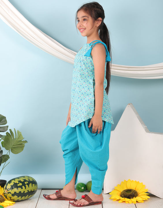 Blue floral sleeveless tie on Kurti with Blue Dhoti