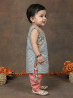 Blue Sleeveless Floral Printed Threadwork Detailed Kurti & Dhoti Set