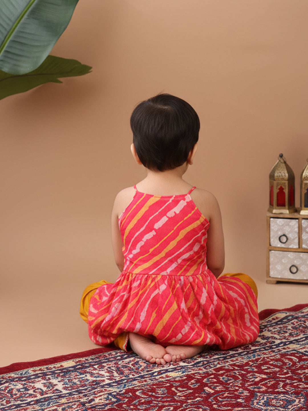 Pink Sleeveless Leheriya Designed Kurta With Yellow Dhoti Set