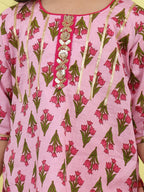 Pink 3/4 sleeves printed cotton kurti  paired with Pink leggings with Dupatta