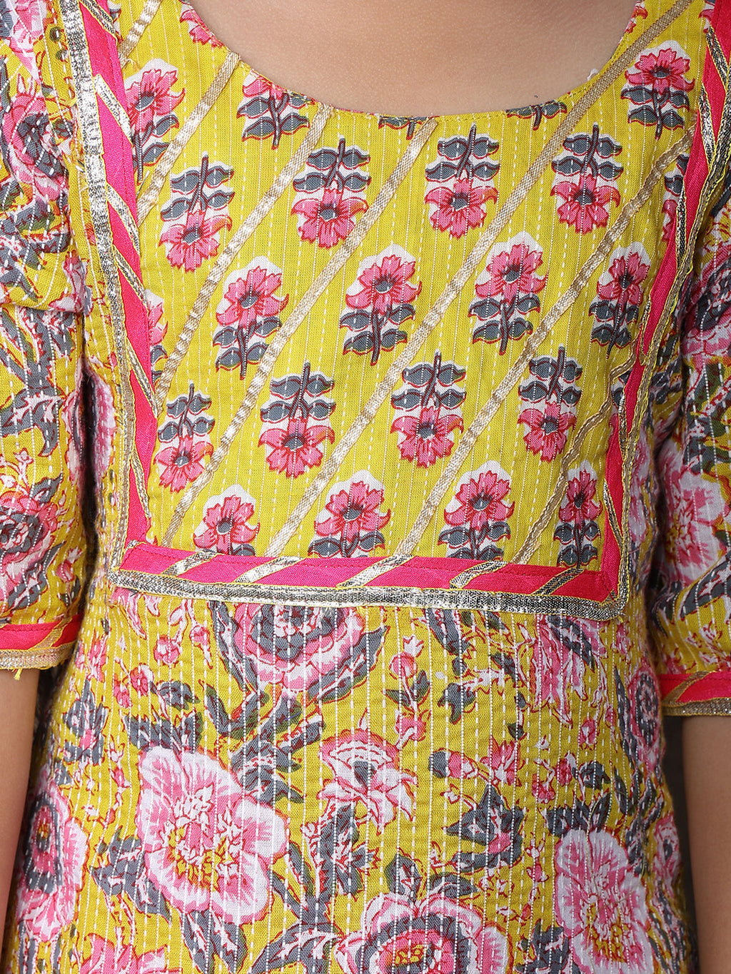 Yellow 3/4 sleeves printed Kurti with Pink Leggings