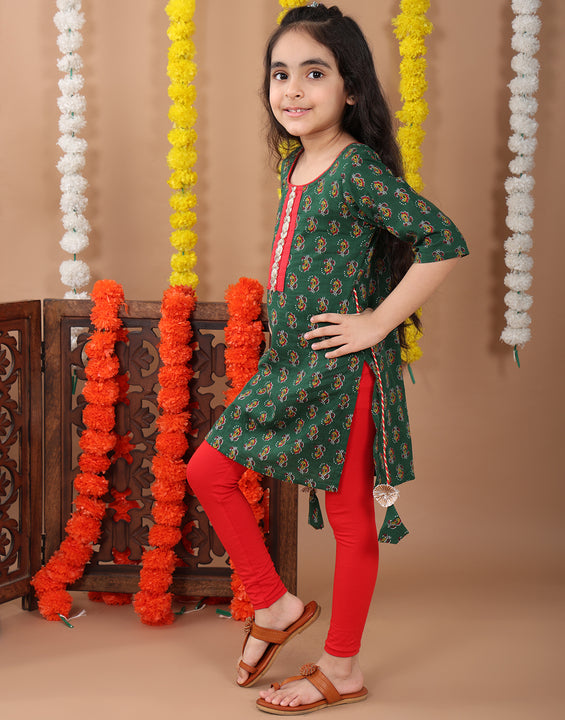 Green 3/4 sleeves printed cotton kurti with Red leggings