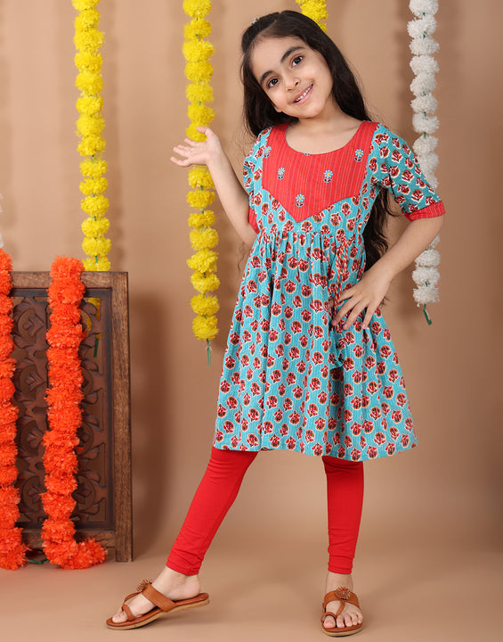 Green 3/4 sleeves embroidered cotton kurti with Red Leggings