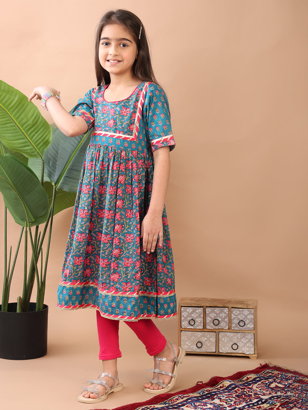 Blue kurti  paired with Pink leggings