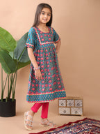 Blue kurti  paired with Pink leggings