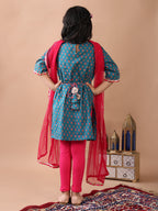 Blue kurti  paired with Pink leggings and dupatta