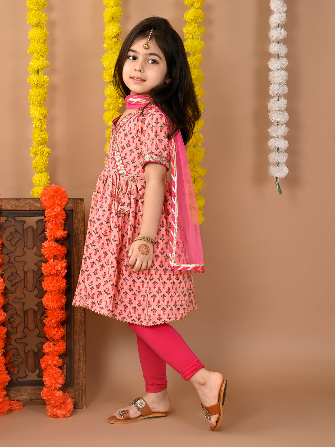 Pink  cotton  kurti with Pink leggings and dupatta