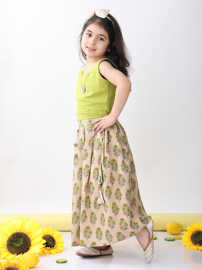 Green Floral printed Lehenga with green plain top and hanging