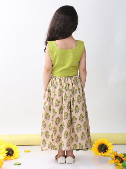 Green Floral printed Lehenga with green plain top and hanging