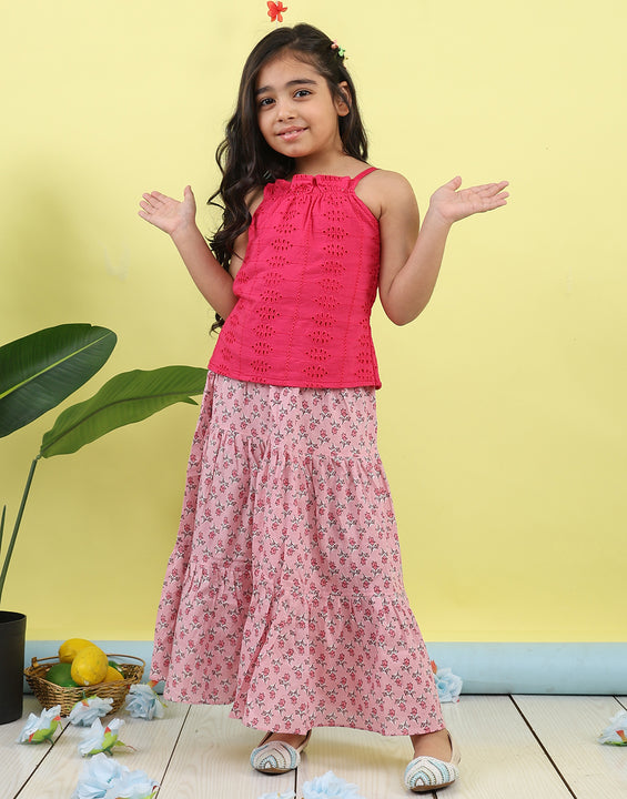 Pink sleeveless tie on hakoba top with light Pink floral printed Skirt