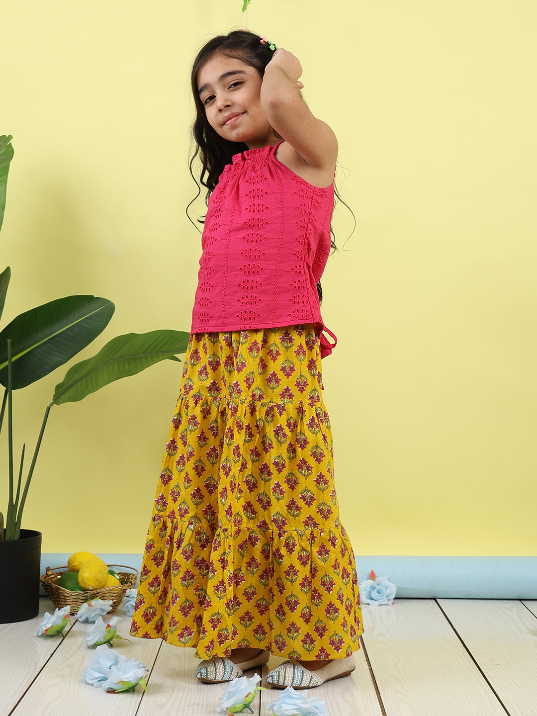 Pink sleeveless tie on hakoba top with Yellow floral printed Skirt