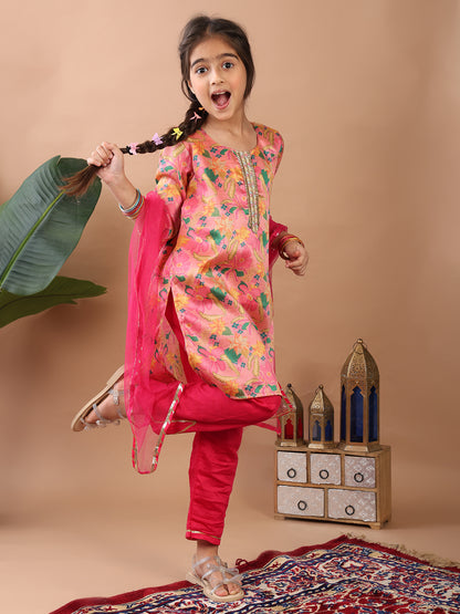 Pink 3/4 sleeves printed Kurti with pink Plazo pant and dupatta