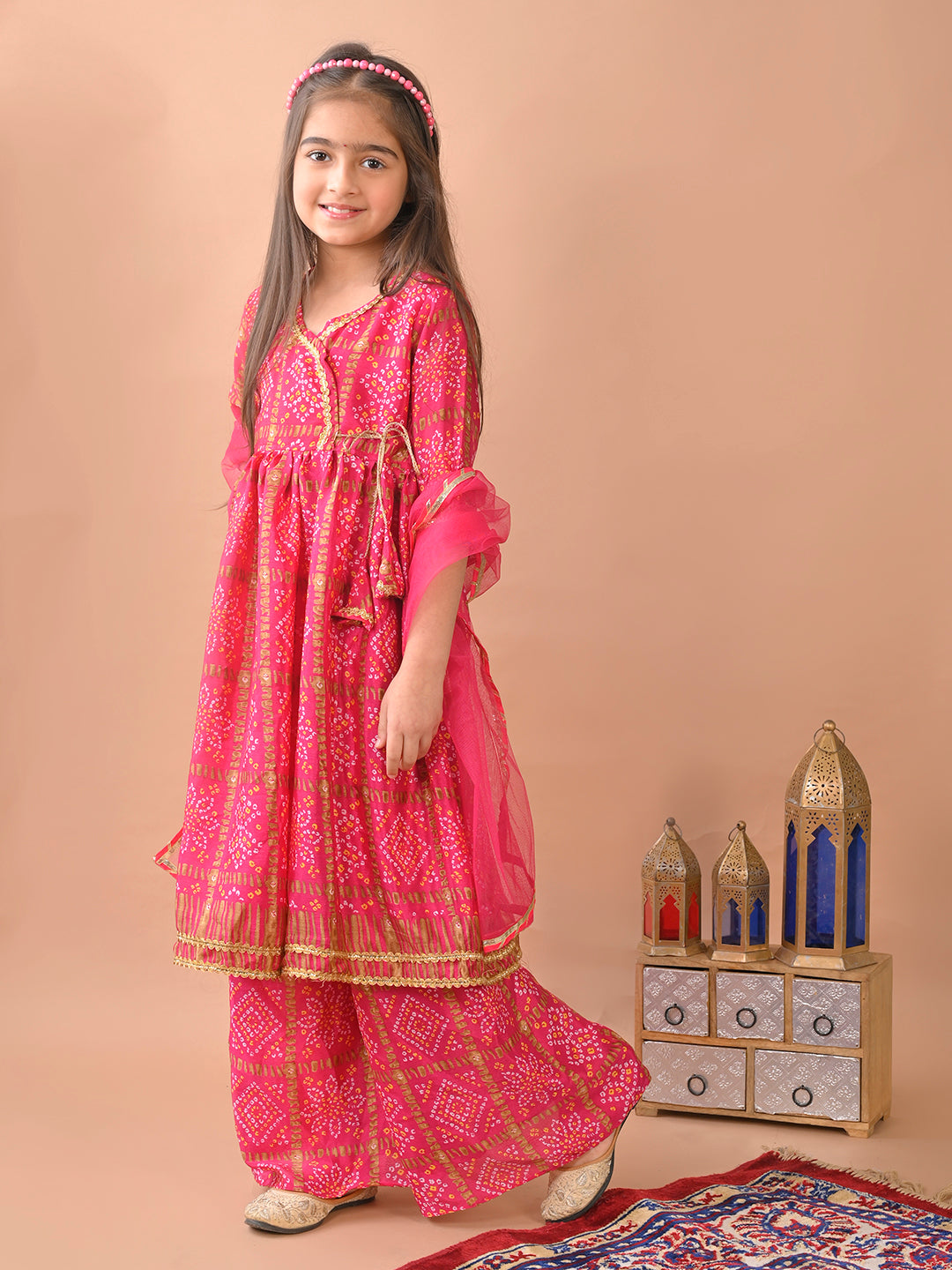 Pink 3/4 sleeves Bandez printed Kurti with pant and dupatta