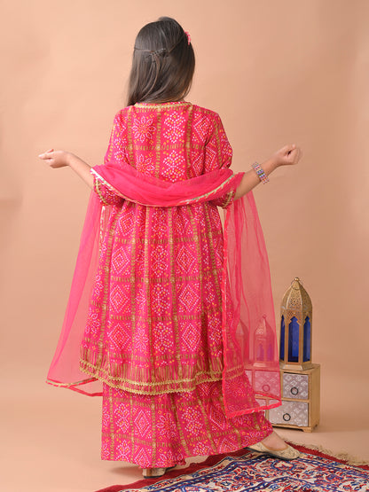 Pink 3/4 sleeves Bandez printed Kurti with pant and dupatta