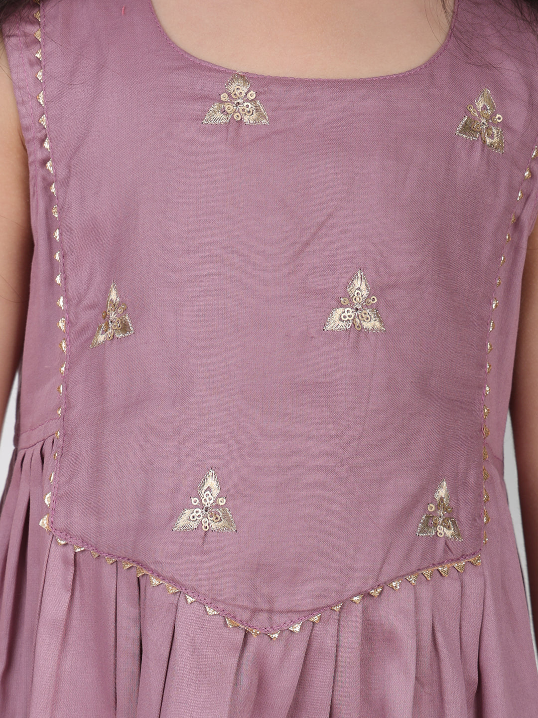 Purple sleeveless embroidered Kurti with pant