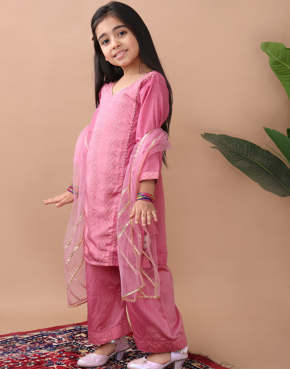 Pink  Embroidereed Kurti With Pant And Dupatta