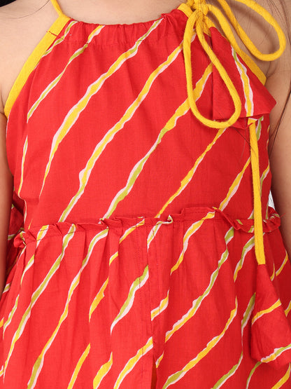 Red sleeveless lehriya Kurti with yellow pant