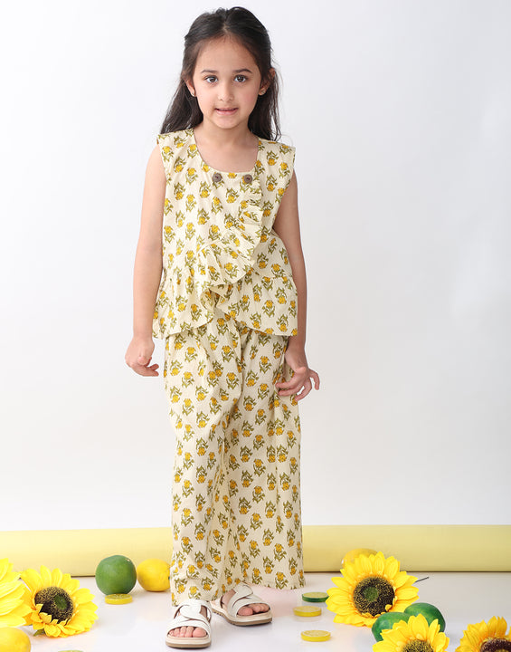 Yellow sleeveless butti printed top and pant