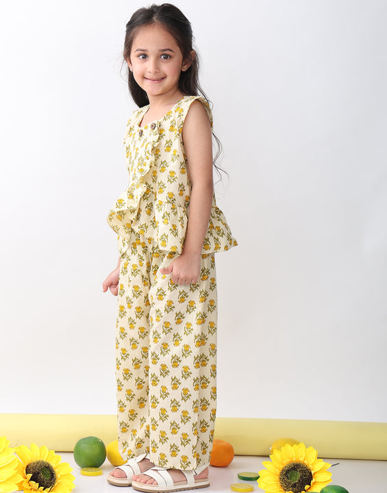 Yellow sleeveless butti printed top and pant