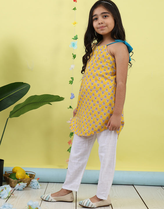 Yellow Floral sleeveless kurti with white pant