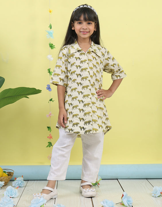 White cotton tiger printed 3/4 sleeves shirt paired with white pant