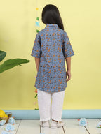 Grey cotton animal printed 3/4 sleeves shirt paired with white pant
