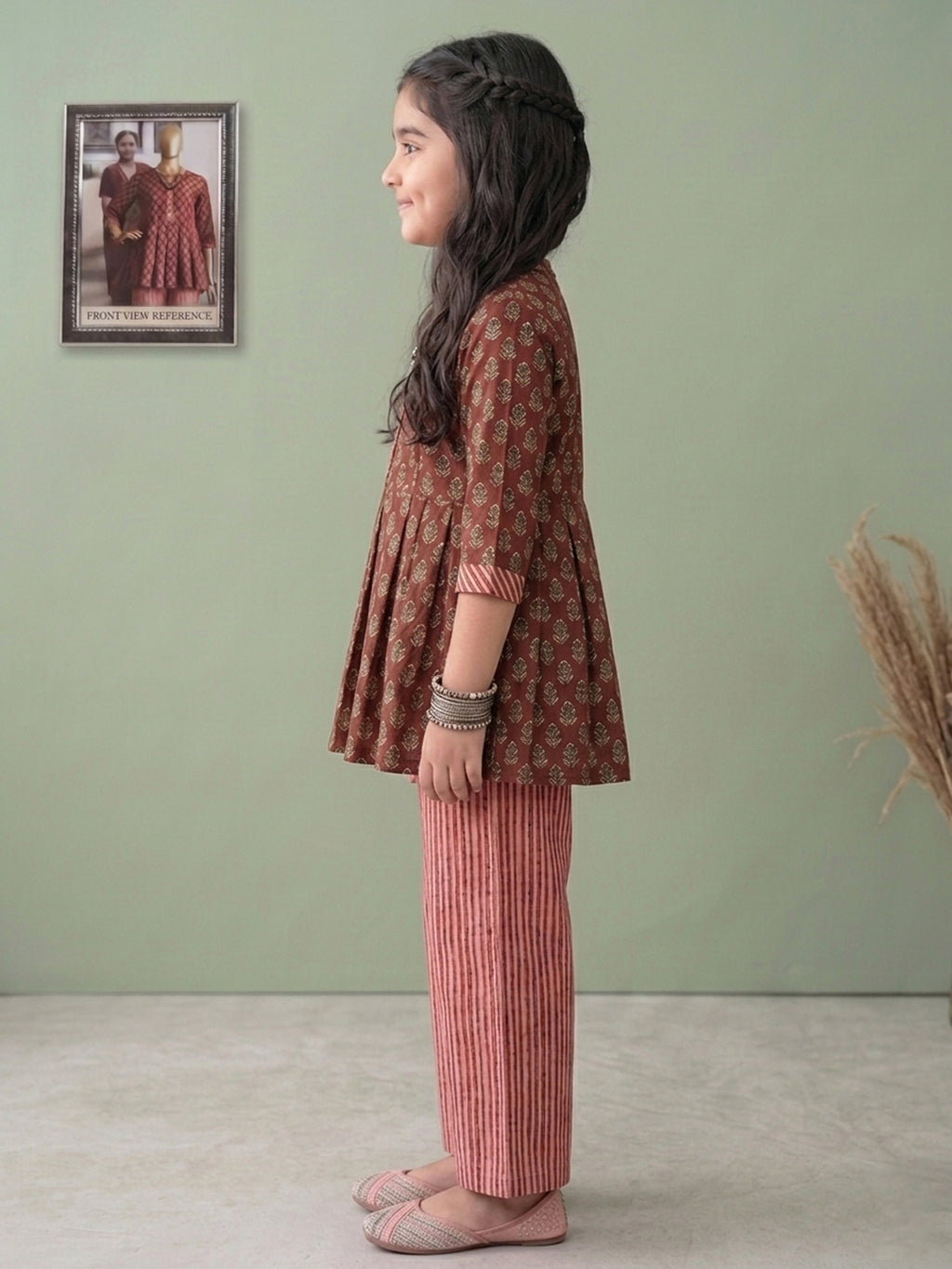 Brown Floral 3/4 sleeves short kurti with stripped printed pant