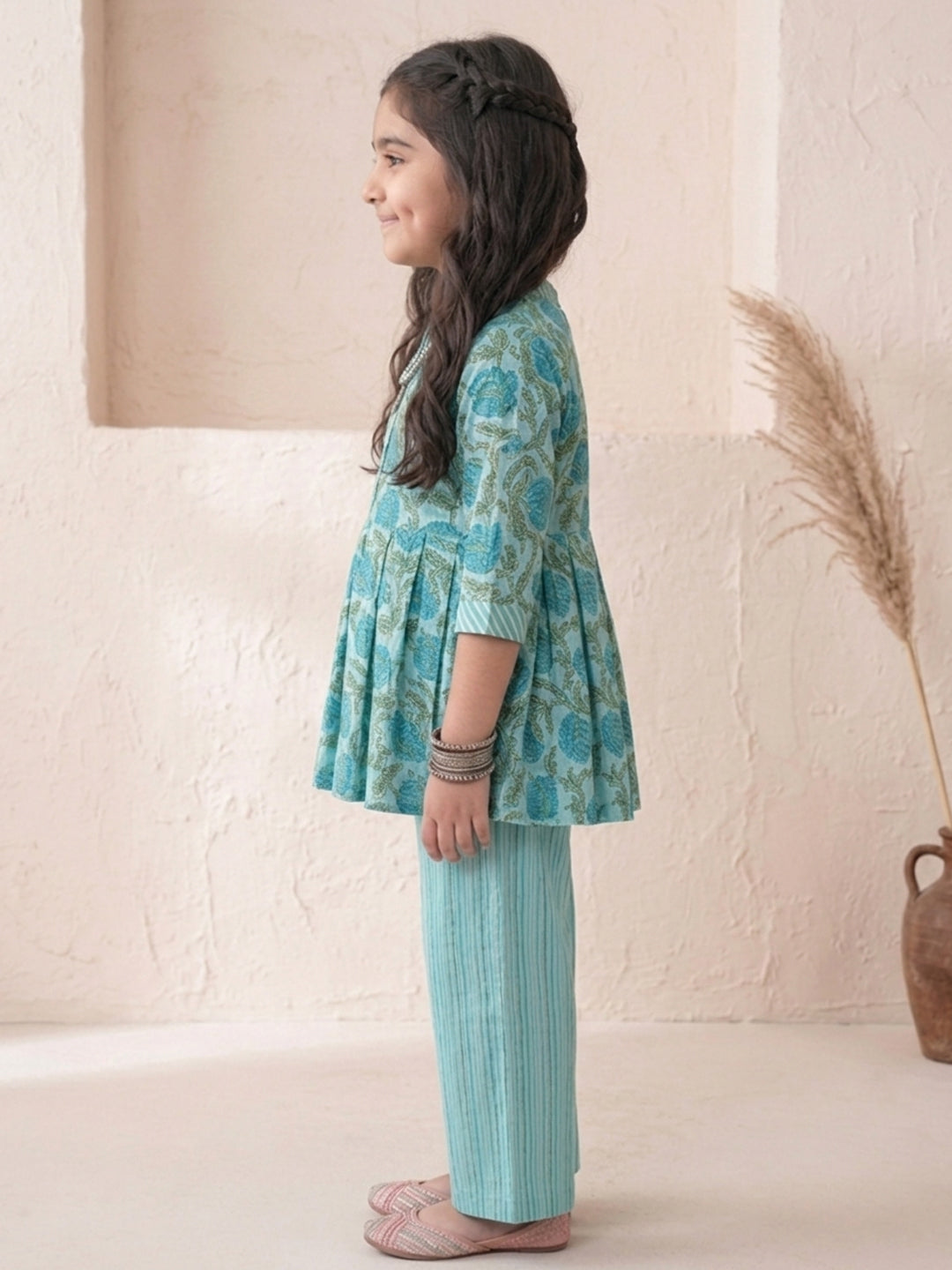Blue Floral 3/4 sleeves short kurti with stripped printed pant