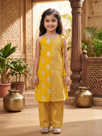 Kinder Kids Yellow Stylish Kurta Pant Set