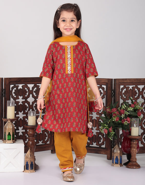 Red Cotton Floral Kurti set