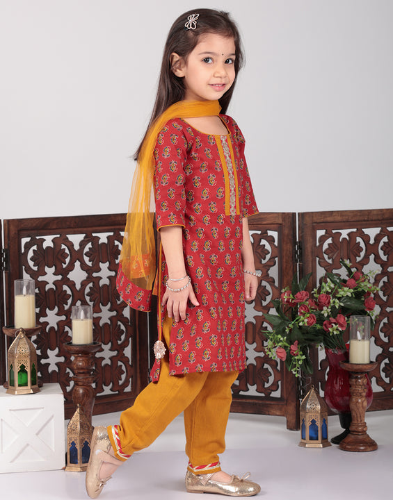 Red Cotton Floral Kurti set