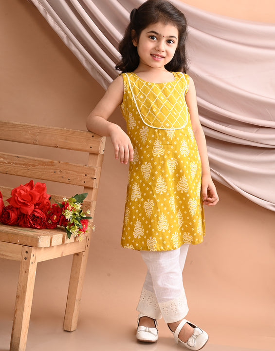 Yellow Sleeveless Floral Printed Kurti with White Pant